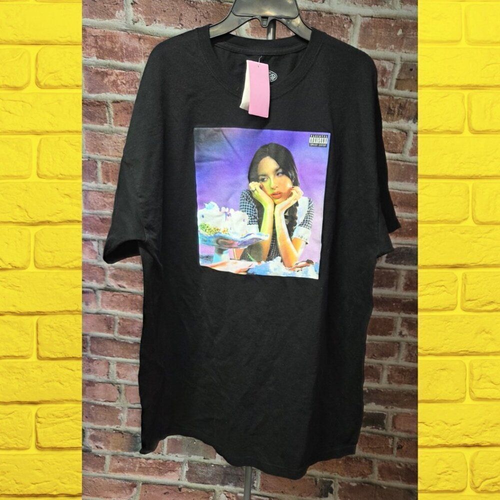 Olivia Rodrigo Sour Album Graphic‎ Tee – Unisex Size XL – Black – 100% Cotton